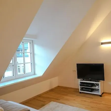 Apartment Amazing Big